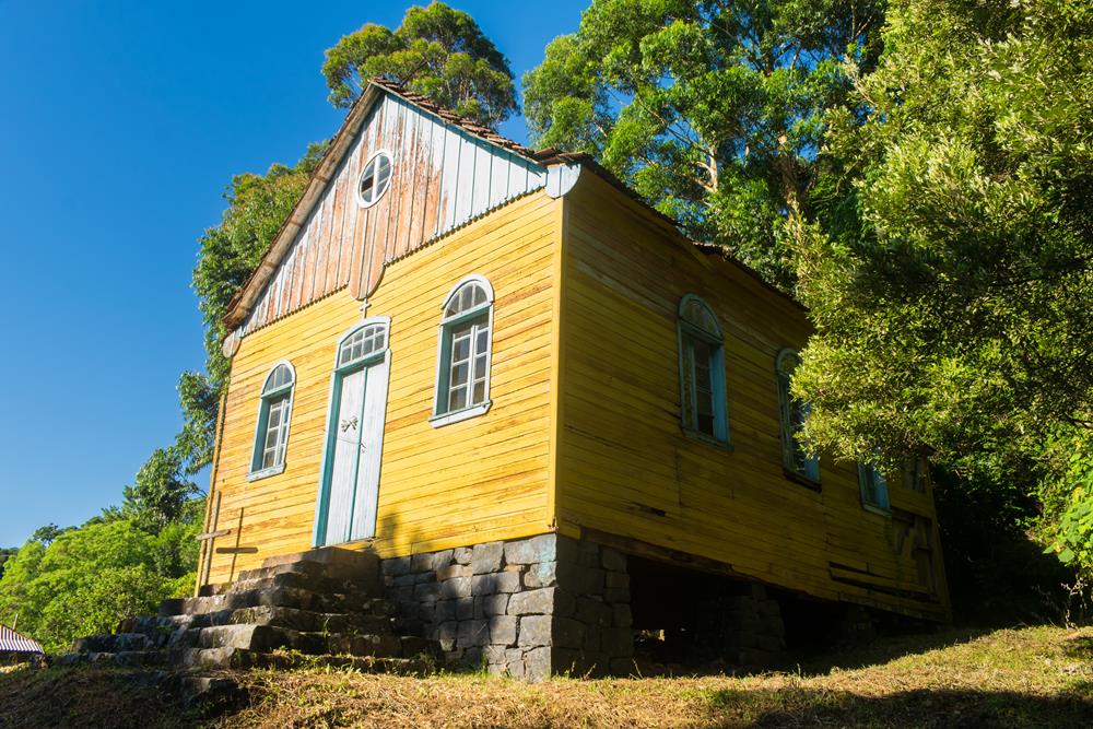 igreja-catolica-de-lagoas (2)