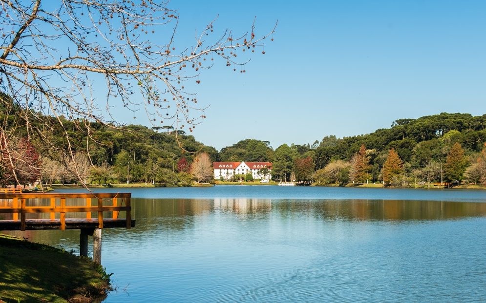 Hotel Cavalinho Branco no Lago São Bernardo.