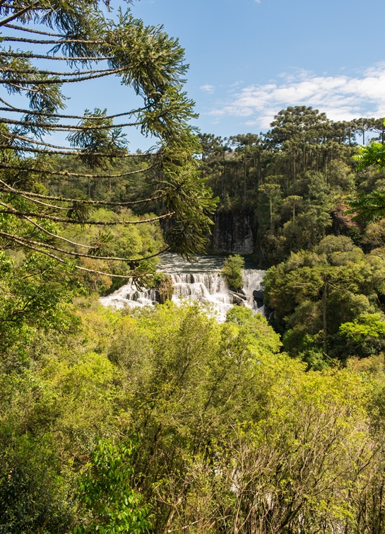 Cascata do Moinho no Parque do Caracol