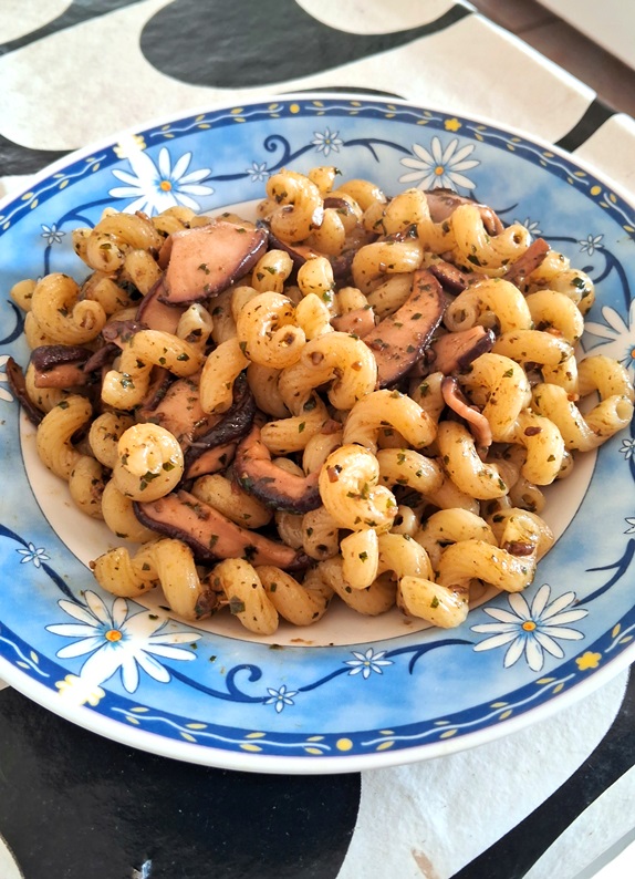 Massa com pesto e Porcini